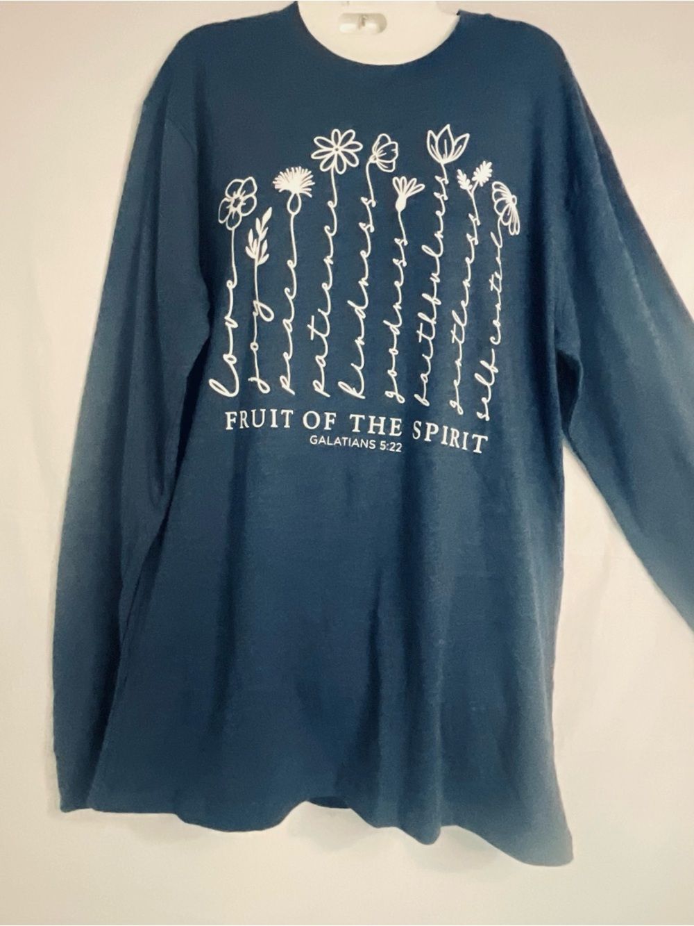 Christian Fruit of the Spirit Floral Long Sleeve Graphic Tee Shirt Medium Navy - Picture 3 of 9